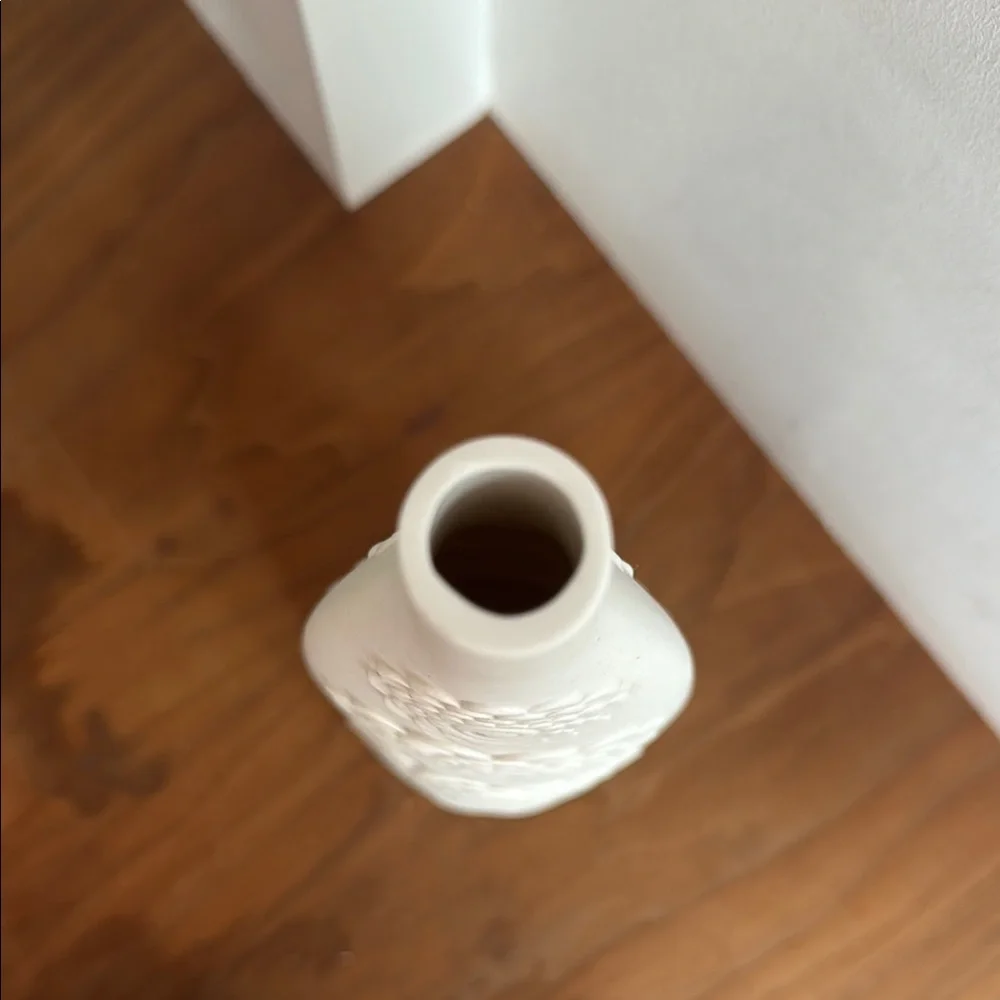 Elegant Cream Decorative Vase